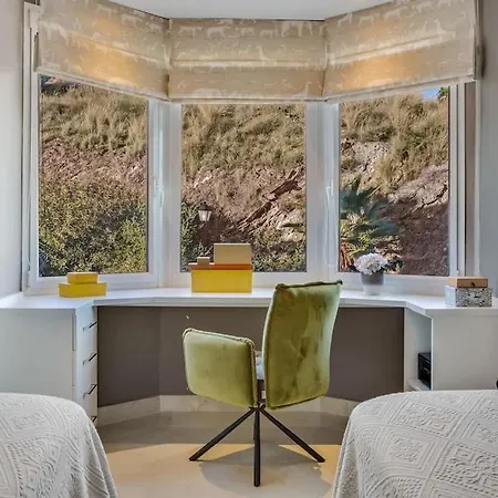 Apartment Elegant 3 Bed With Sea View In Nueva Andalucia *